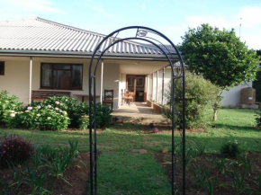 Lalani B&B/Self catering Cottages